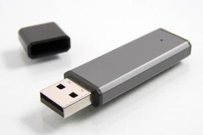 L’histoire de la clé USB